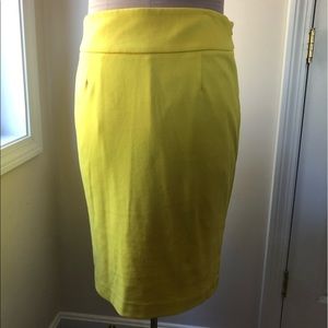 EUC knit pencil skirt w/ side zipper